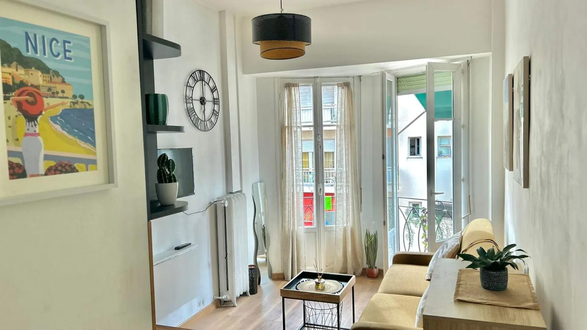 Apartmán A Pretty Love Nest In Nice
